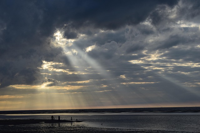 悪魔に勝ち神となるイメージ画像